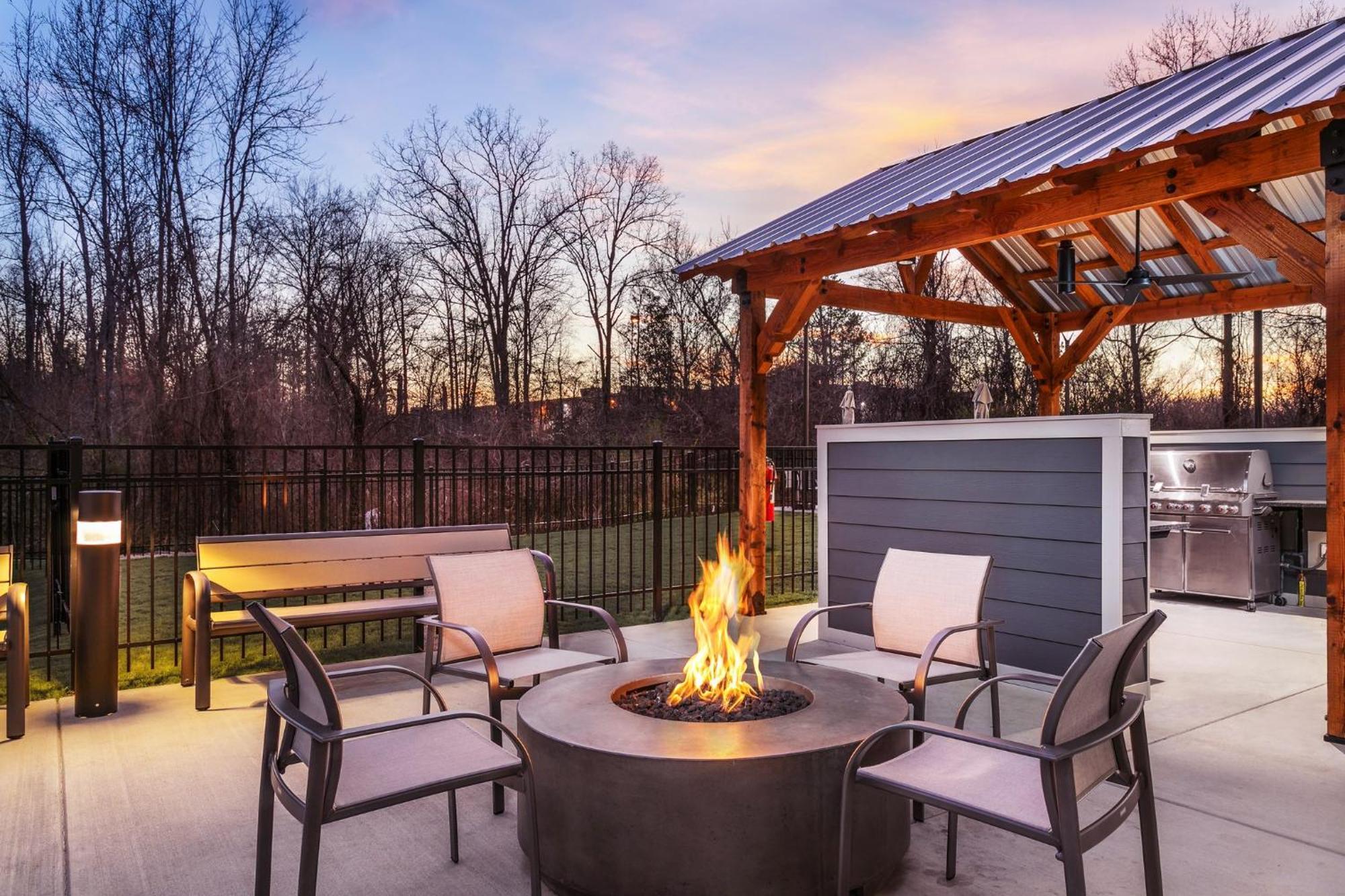 Holiday Inn Express Chattanooga - Hamilton Place المظهر الخارجي الصورة